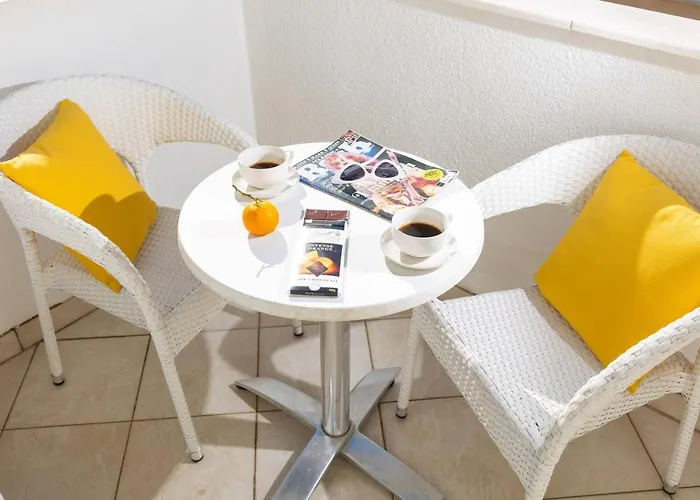 Erna * Ντουμπρόβνικ