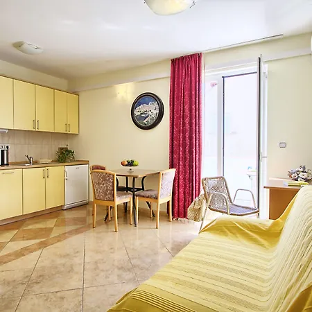 Apartment Erna